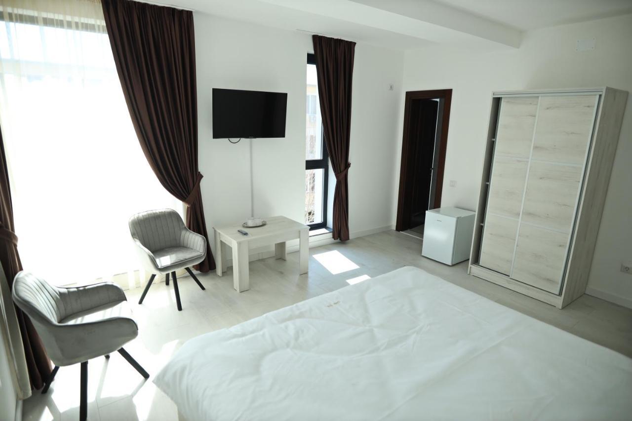 Апартаменты Casa Vys Питешти Экстерьер фото