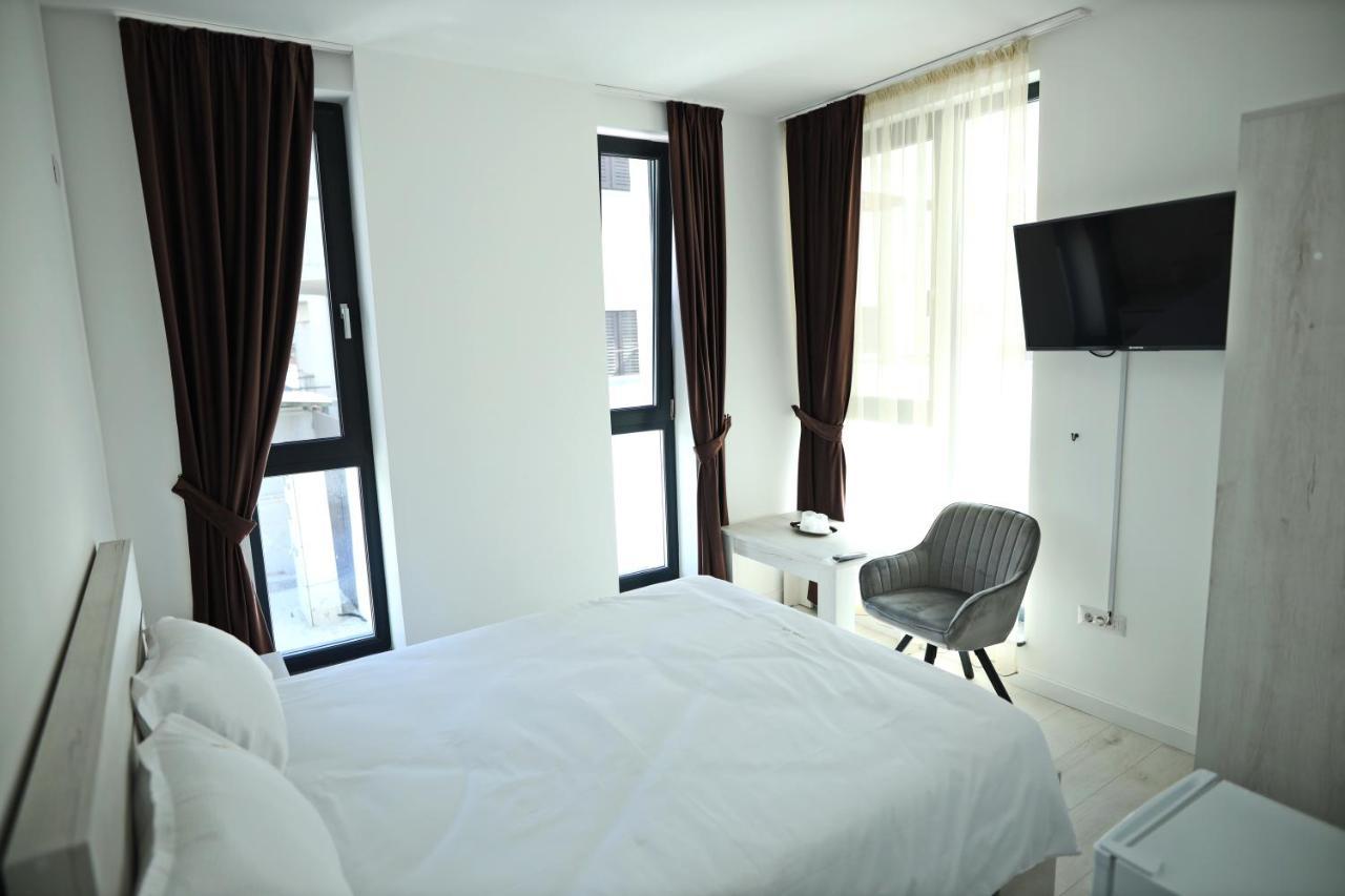 Апартаменты Casa Vys Питешти Экстерьер фото